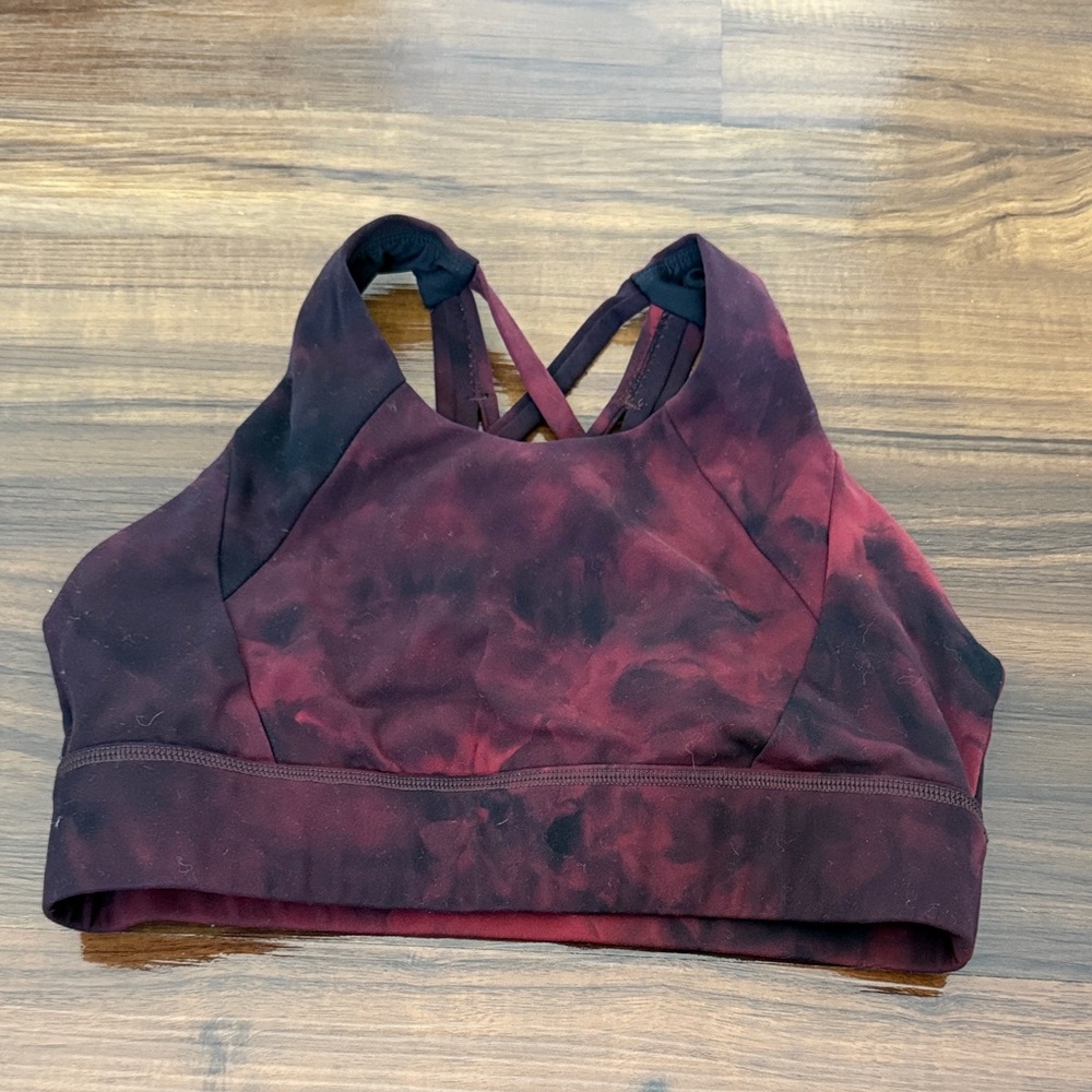 Stylish Burgundy Tie-Dye Sports Bra